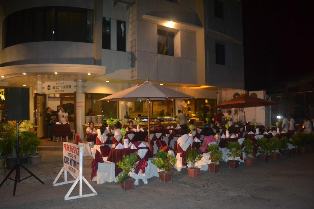 Roxas Midtown Hotel Екстериор снимка