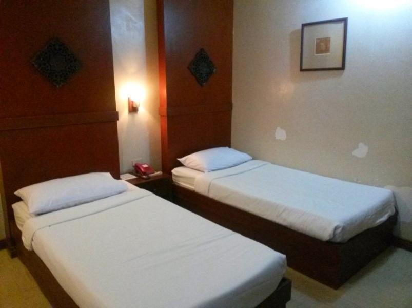 Roxas Midtown Hotel Екстериор снимка