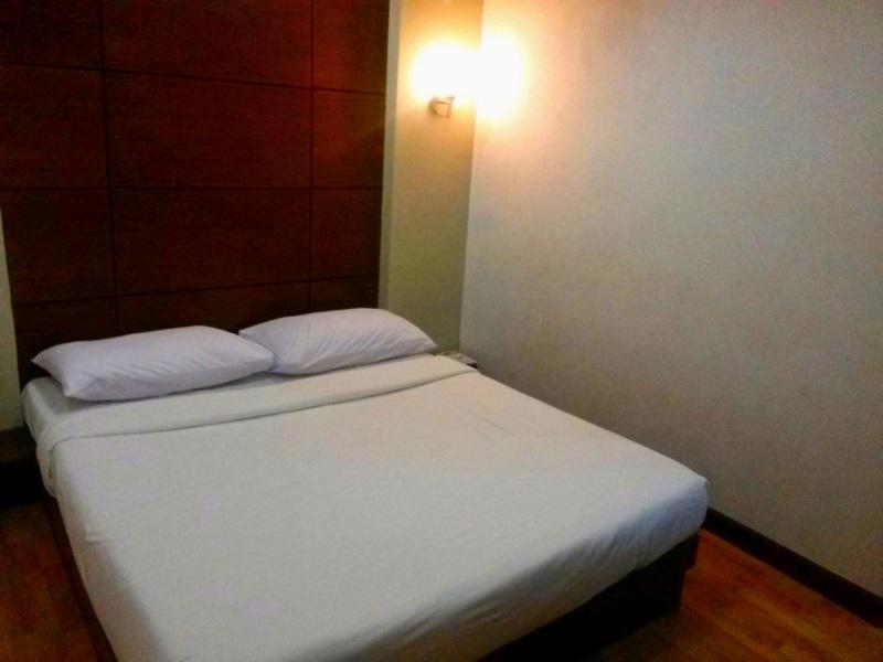 Roxas Midtown Hotel Екстериор снимка